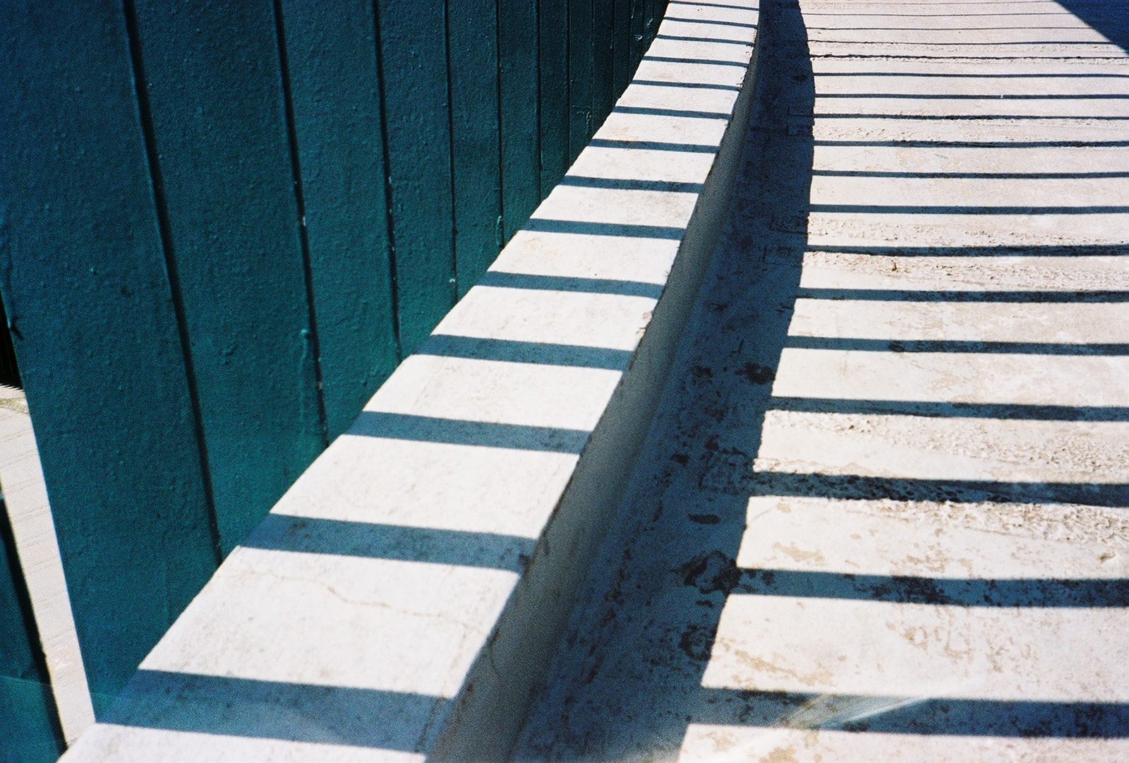 gray wooden fence