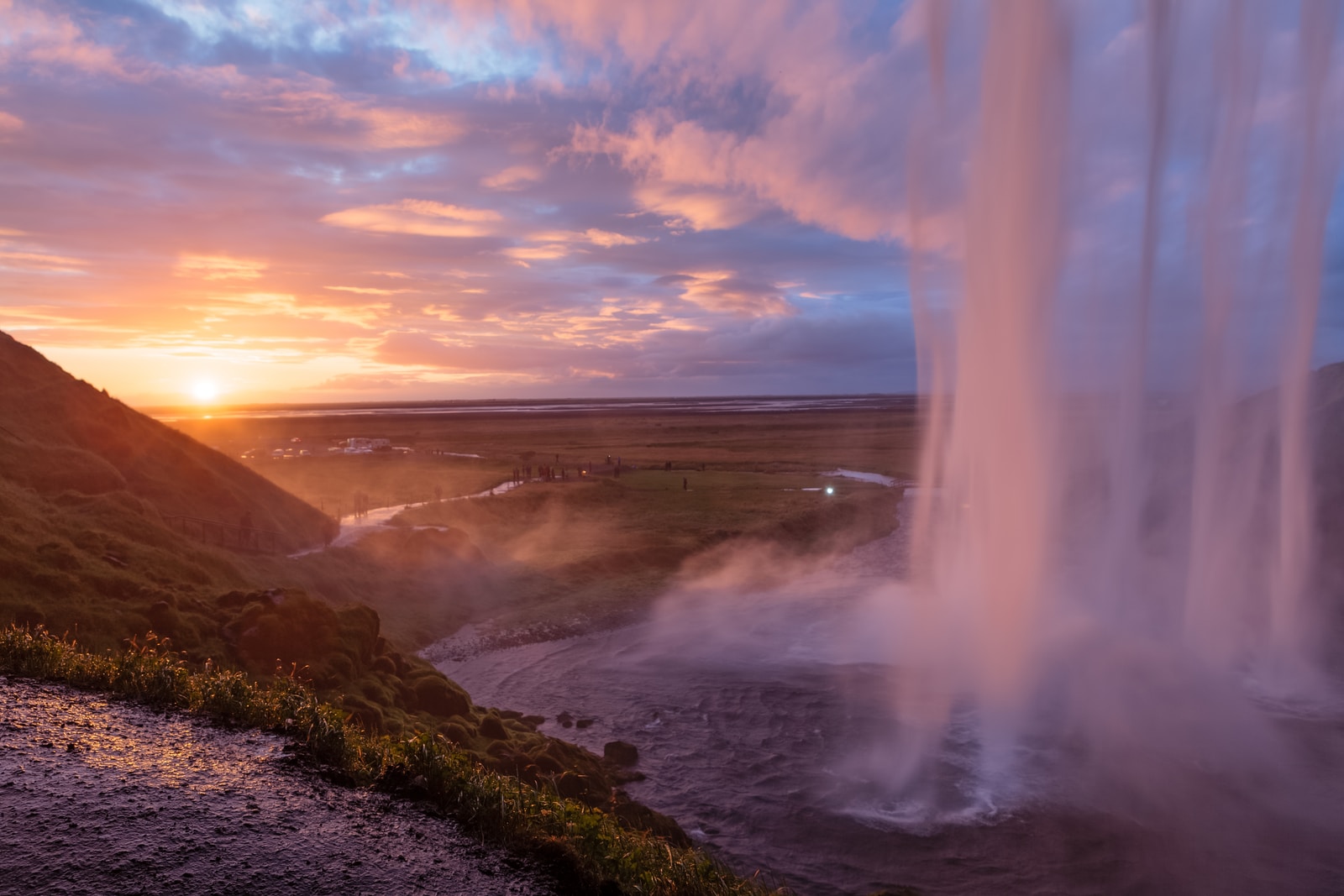 time lapse photography of waterfalls